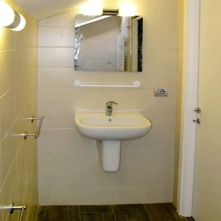 Apartament Locazione Turistica Vittoria Dongo